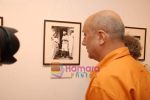 Anupam Kher at the launch of book HISTORY IN THE MAKING by photogrpaher Aditya Arya in NCPA on 2nd April 2010.JPG